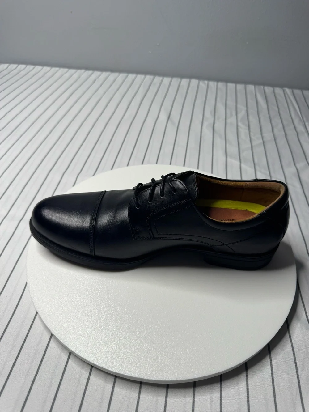 N/A sleek black